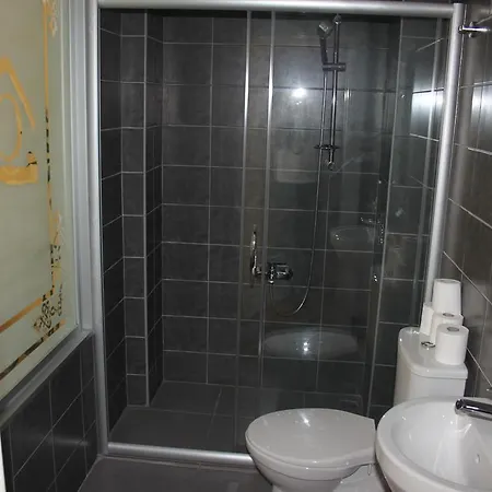 Istiklal Hostel New Hostal *