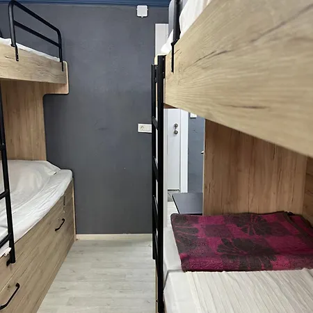 新伊斯提克拉旅舍 旅馆