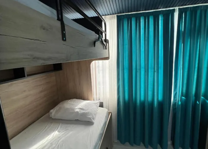 新伊斯提克拉旅舍