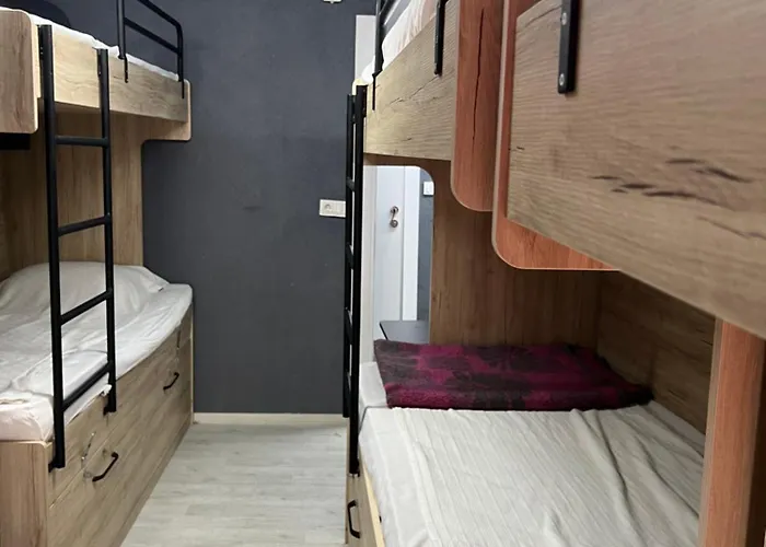 旅馆 新伊斯提克拉旅舍 伊斯坦布尔