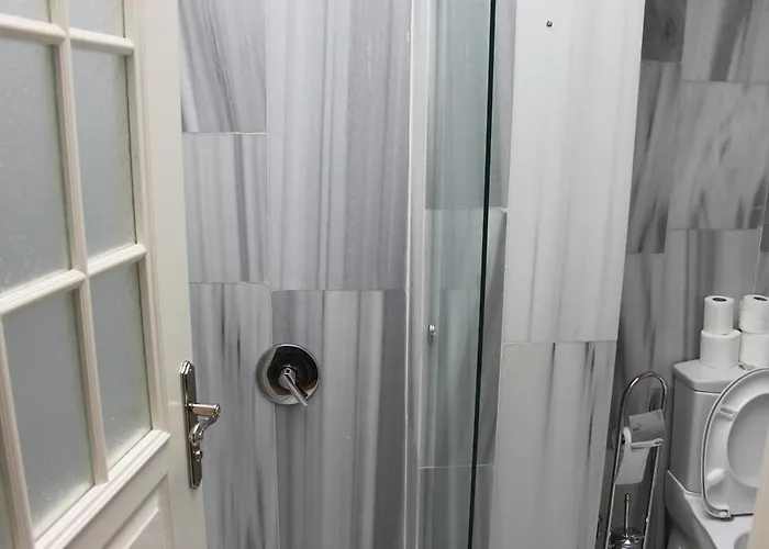 旅馆 新伊斯提克拉旅舍